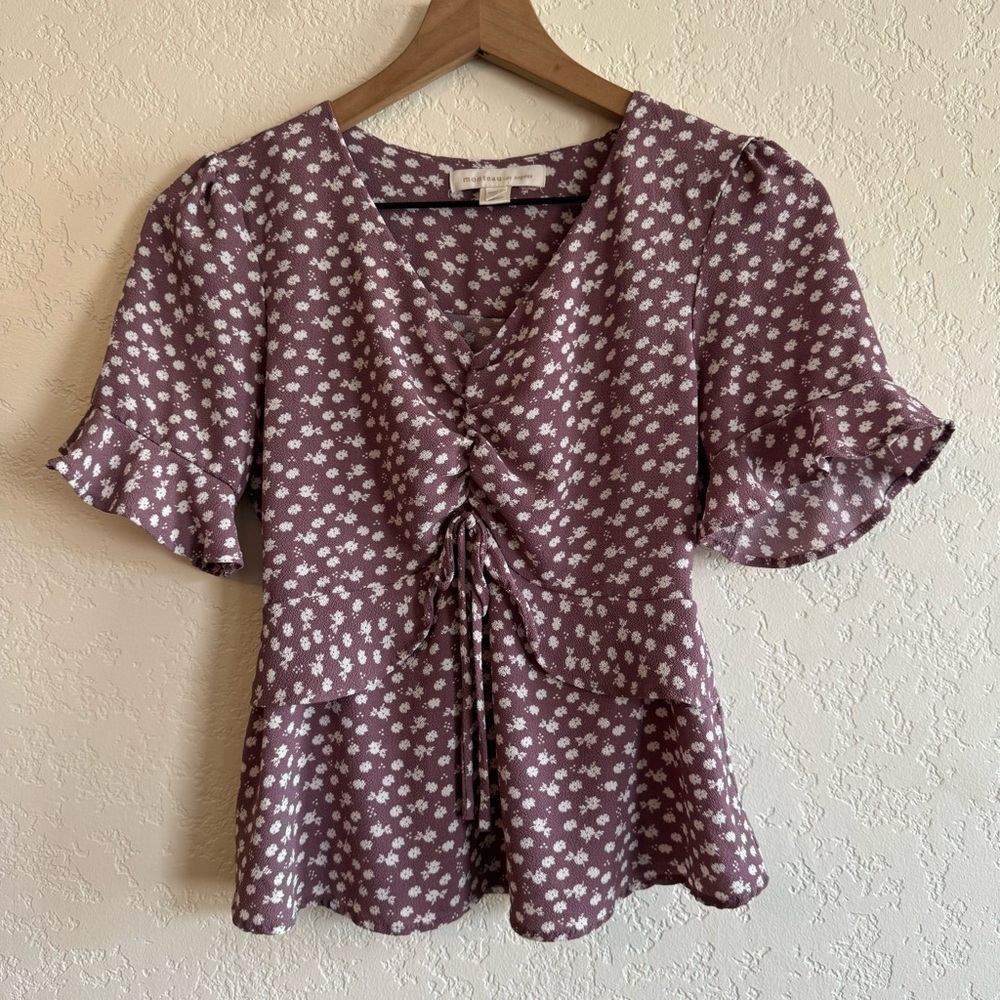 Monteau Mauve Floral Ruched Peplum Top - Medium